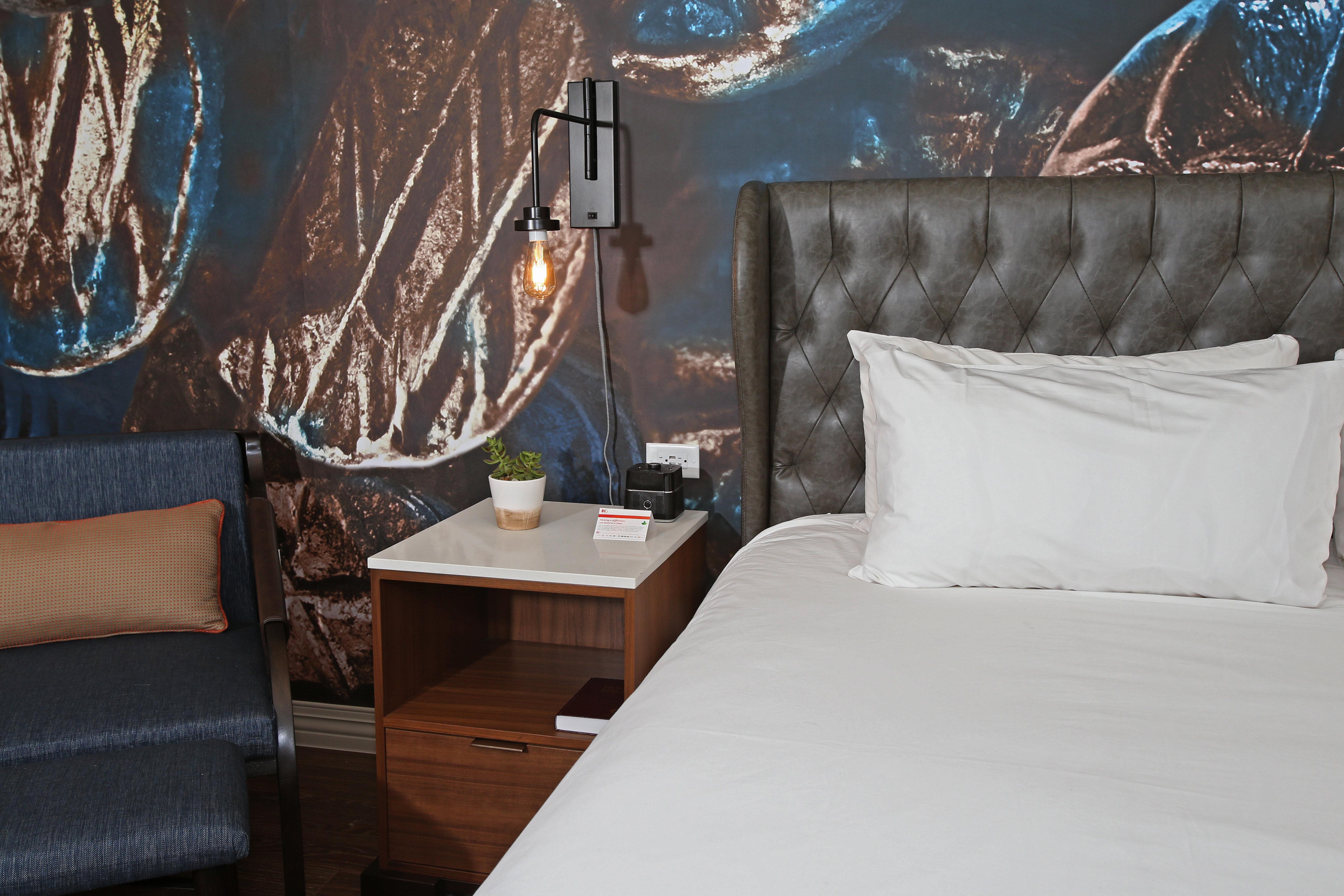 Indigo Riverwalk By Ihg Naperville