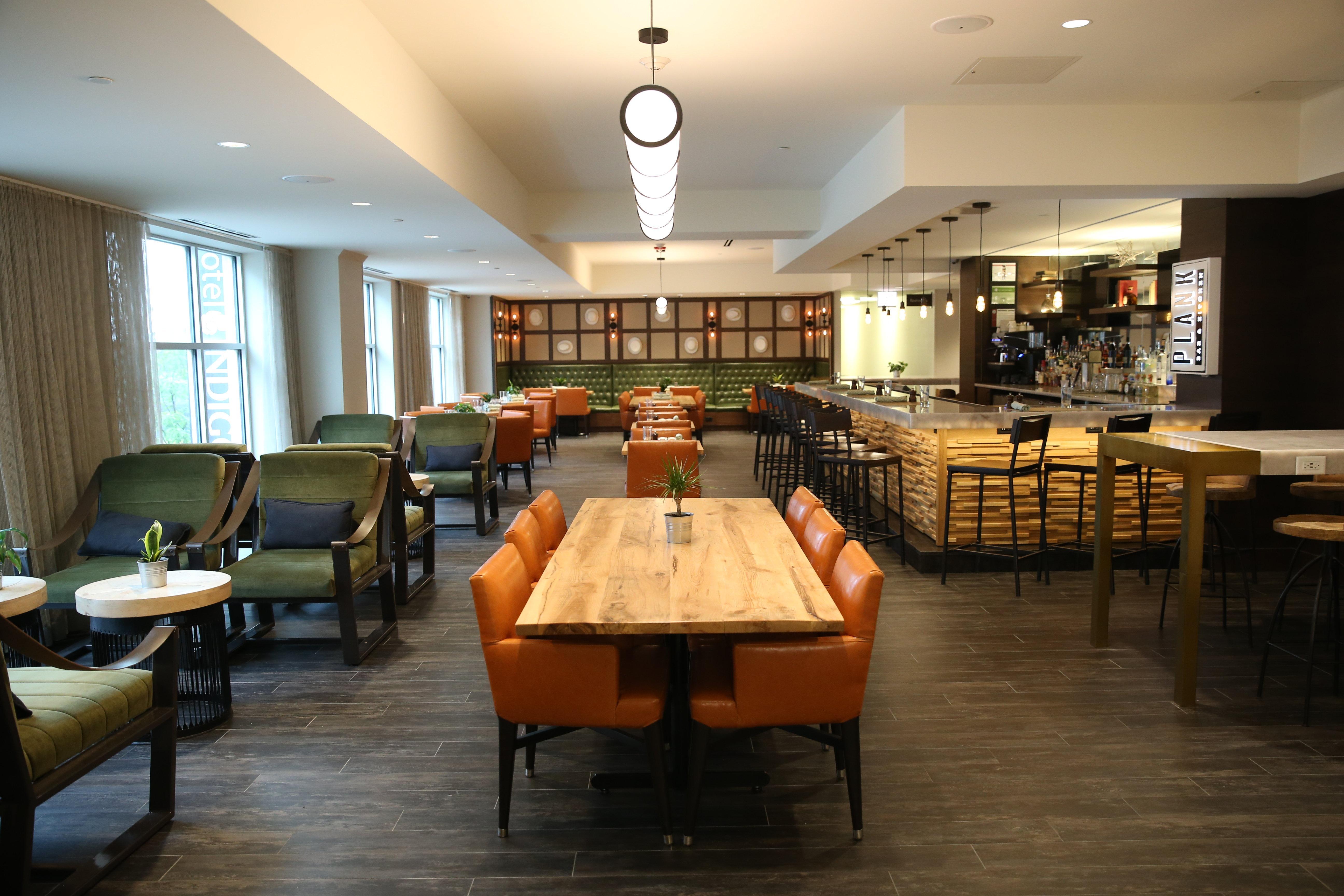 Hotel Indigo Riverwalk By Ihg