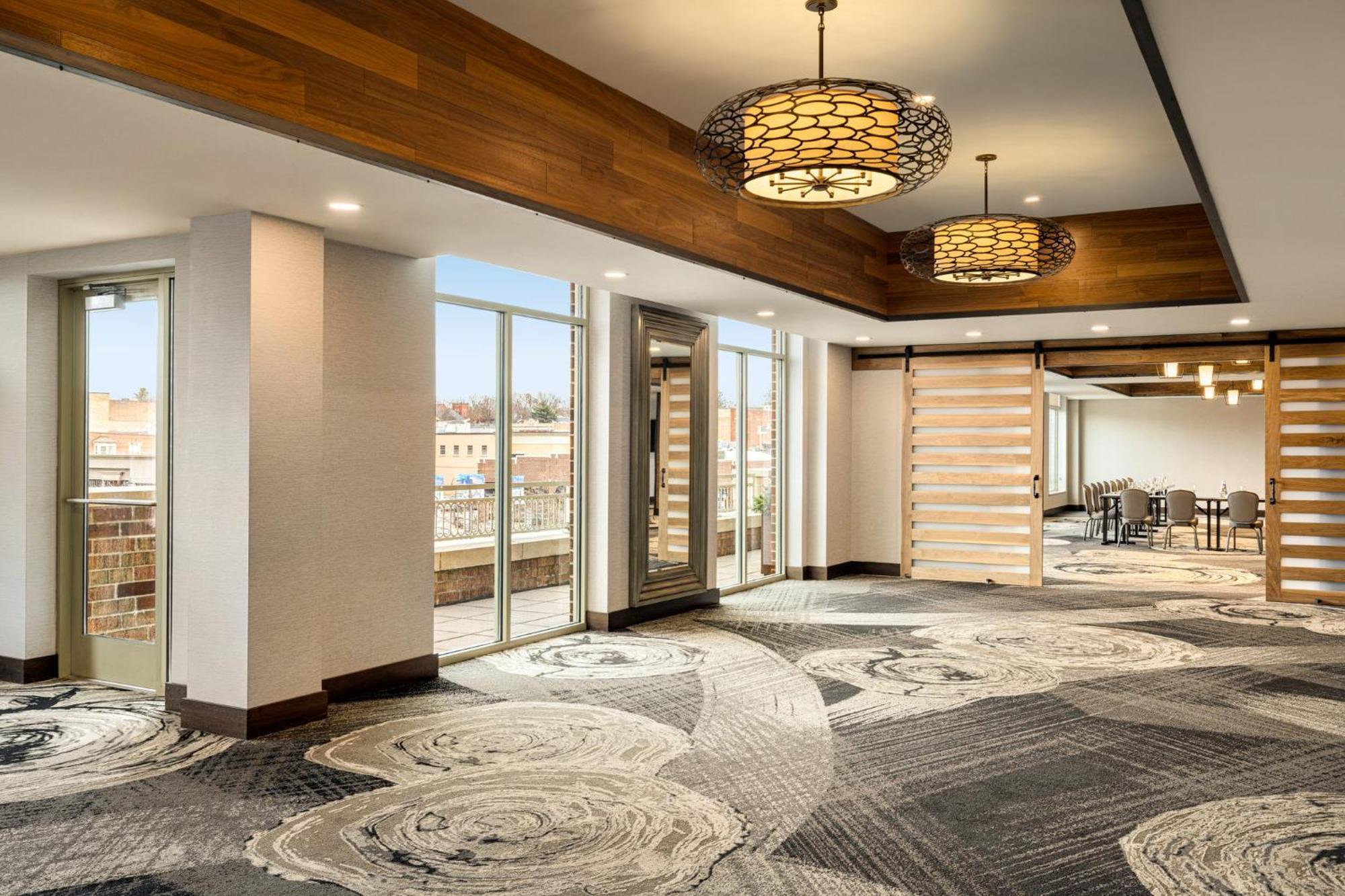 Indigo Riverwalk By Ihg Hotel Naperville